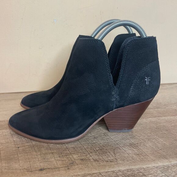 Frye Reina black suede cutout ankle booties 7 boots - Picture 1 of 8